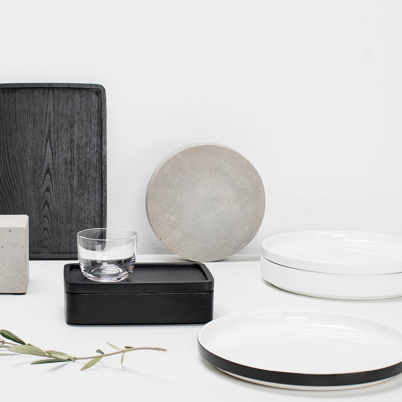 Passe Partout Black Glazed Partout Plate 180mm